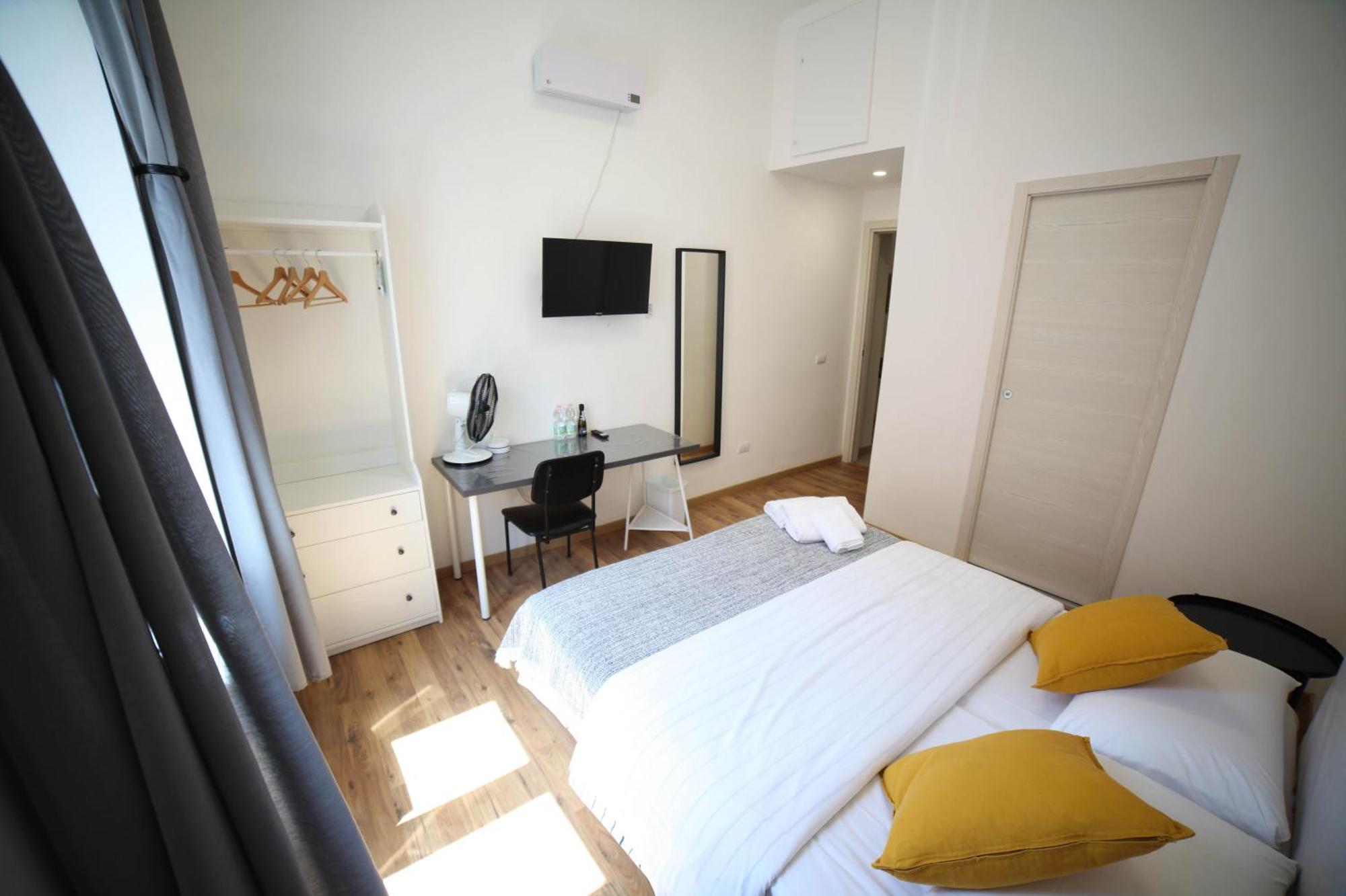 Cosmo Guesthouse Рим Екстериор снимка